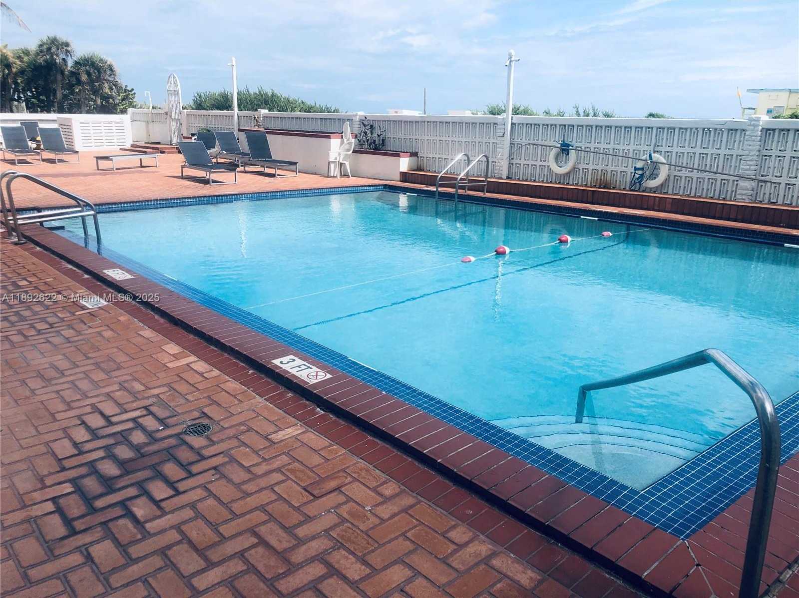 Small Image of 6969 COLLINS AVE #814, Miami Beach Number 22