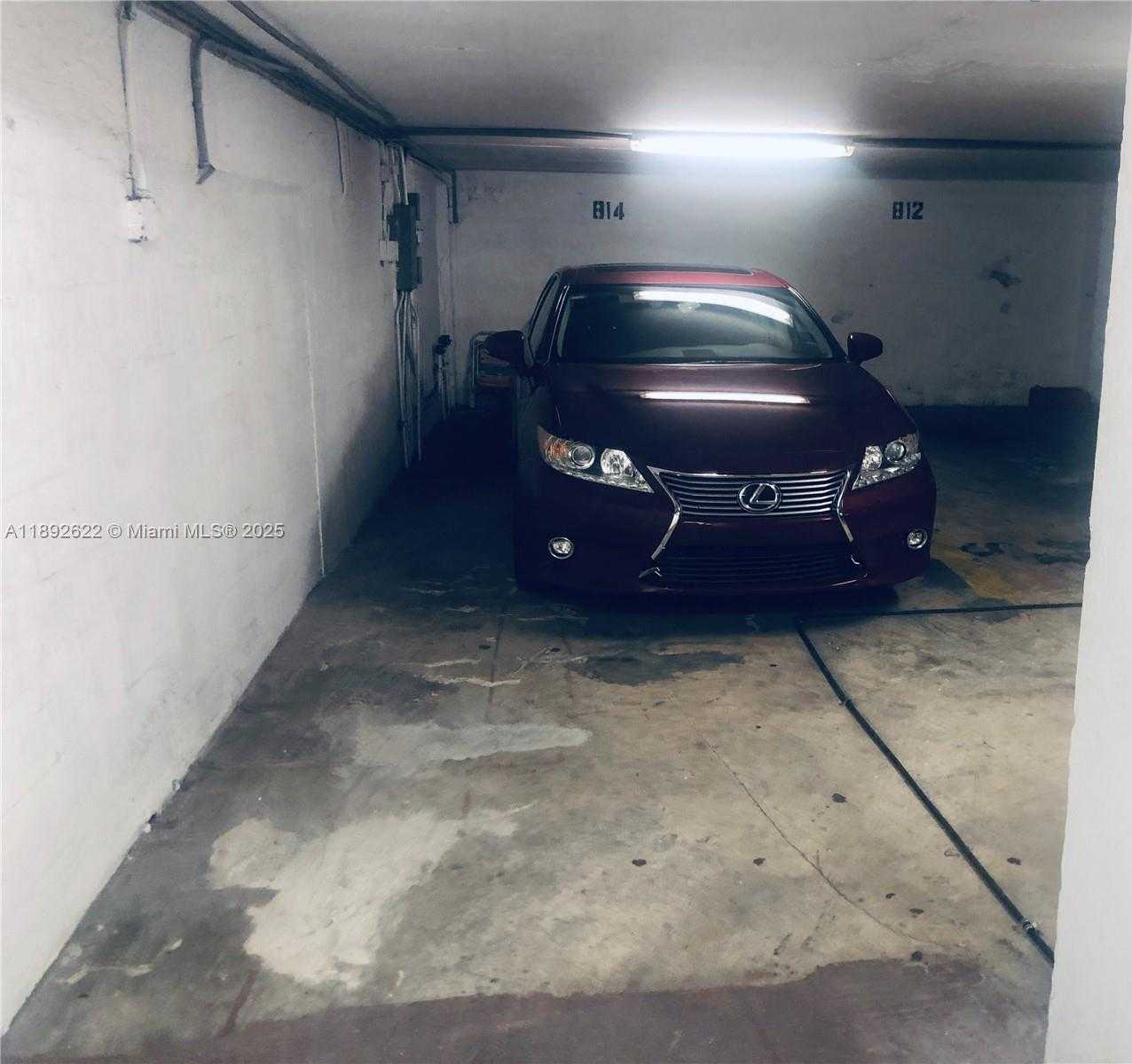 Small Image of 6969 COLLINS AVE #814, Miami Beach Number 26