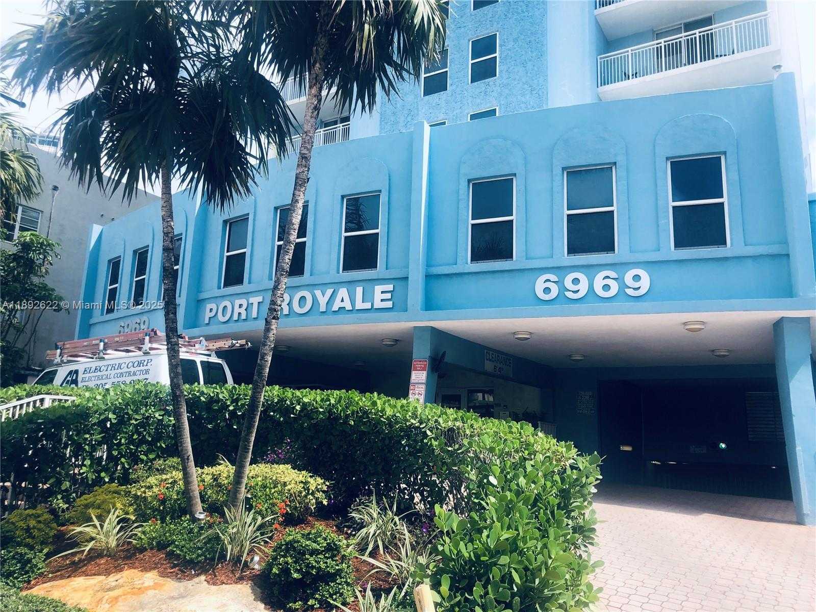 Small Image of 6969 COLLINS AVE #814, Miami Beach Number 30