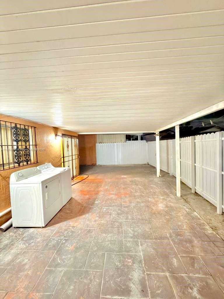 Small Image of 2528 WEST 65TH ST #2528, Hialeah Number 12