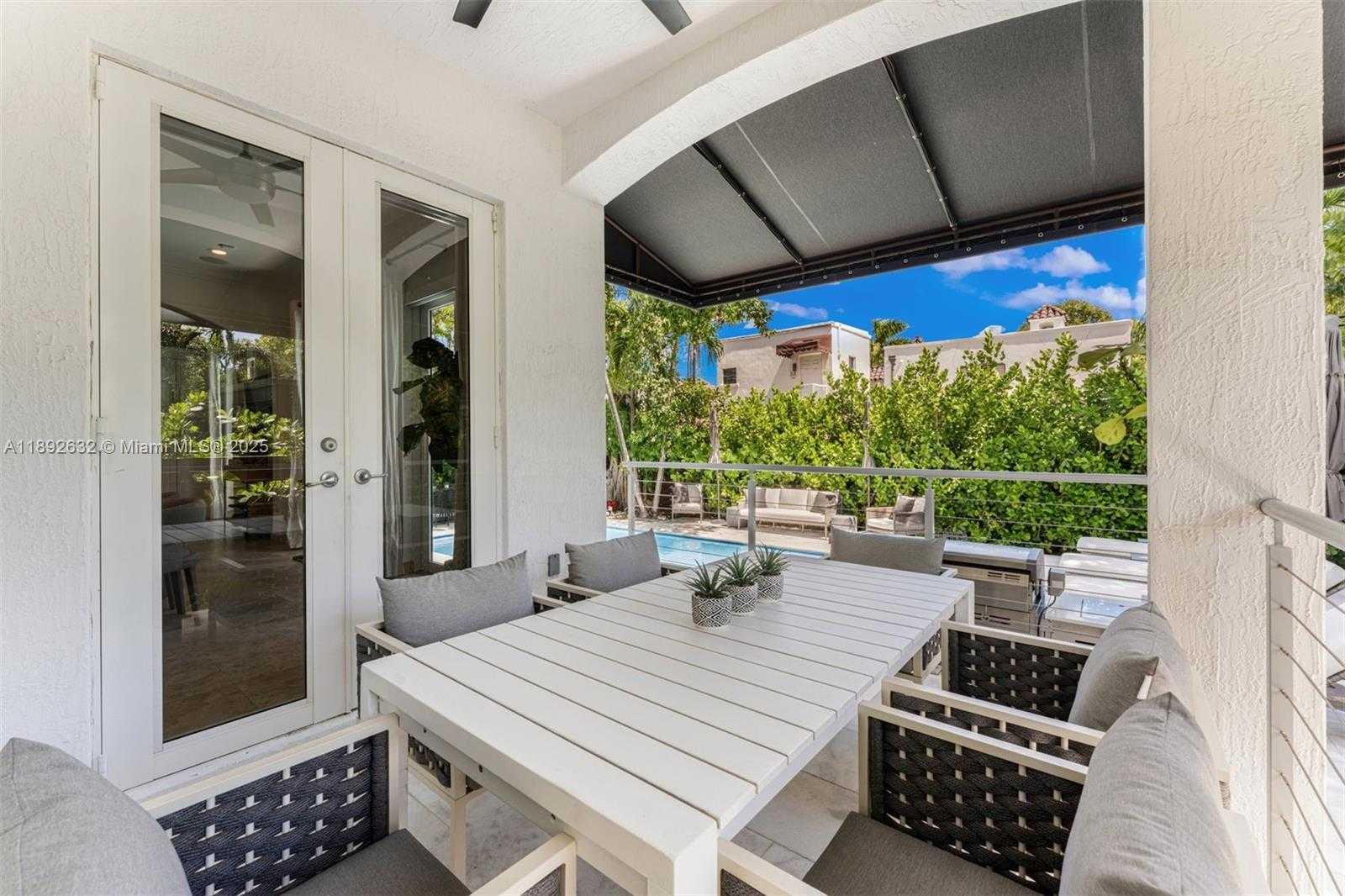 Small Image of 2143 NORTH BAY RD, Miami Beach Number 16