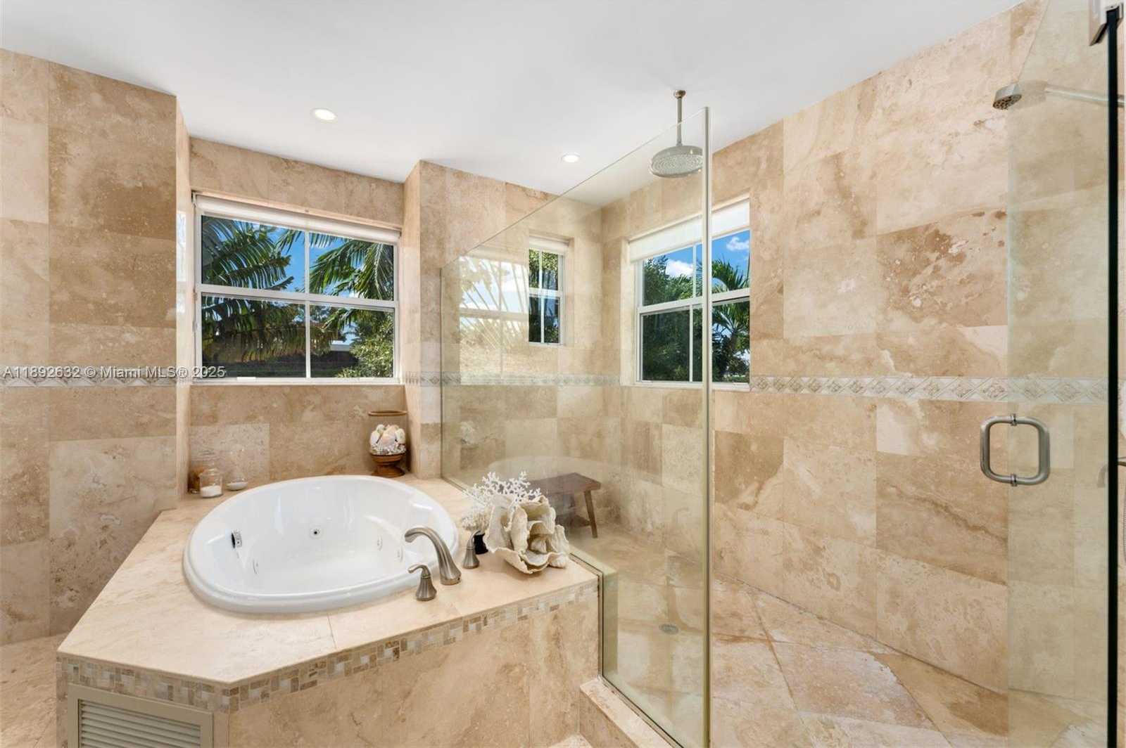 Small Image of 2143 NORTH BAY RD, Miami Beach Number 25