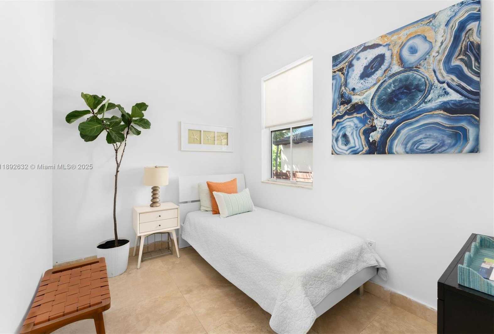 Small Image of 2143 NORTH BAY RD, Miami Beach Number 36