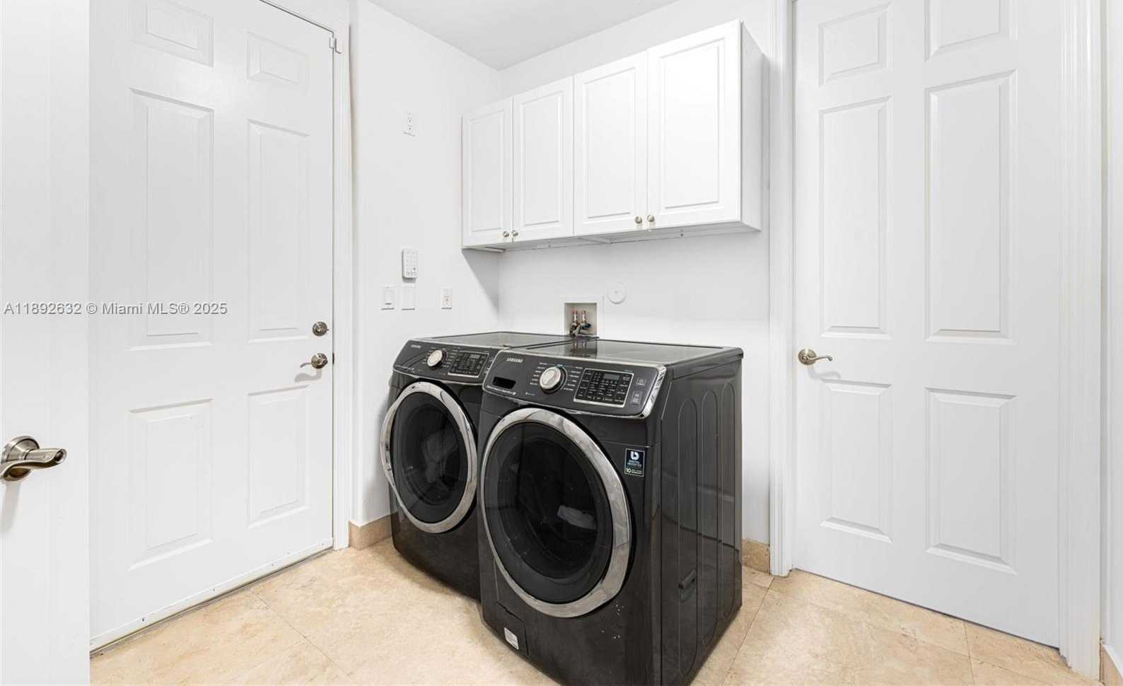 Small Image of 2143 NORTH BAY RD, Miami Beach Number 38