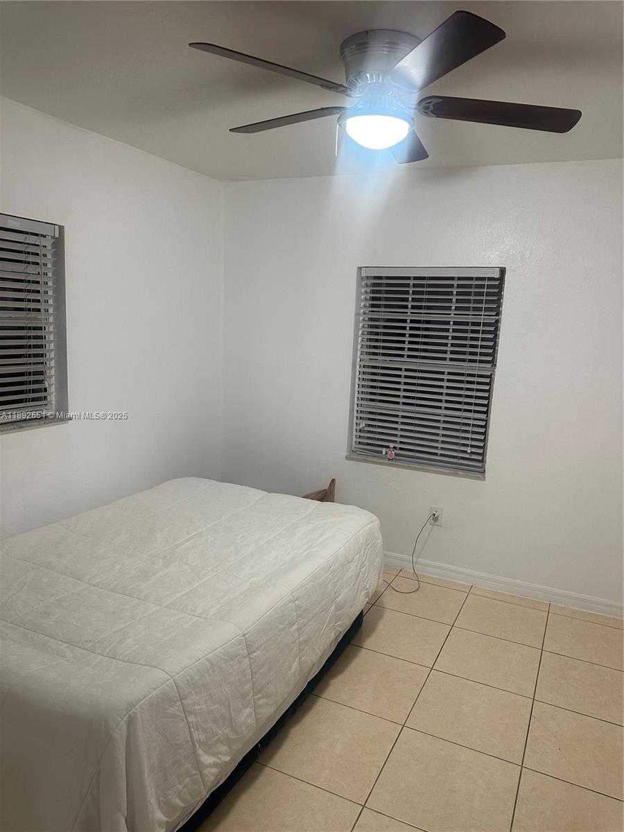 Small Image of 2400 SOUTH WEST 62ND AVE, Miami Number 9