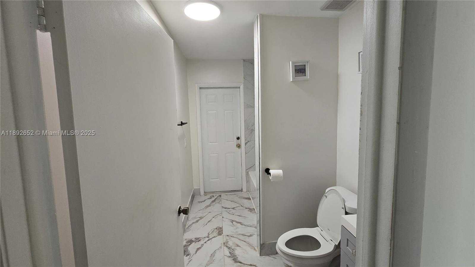 Small Image of 20305 SOUTH WEST 132ND AVE, Miami Number 5