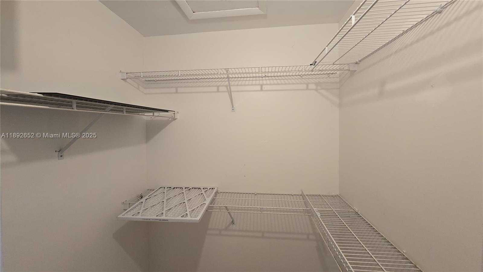 Small Image of 20305 SOUTH WEST 132ND AVE, Miami Number 8
