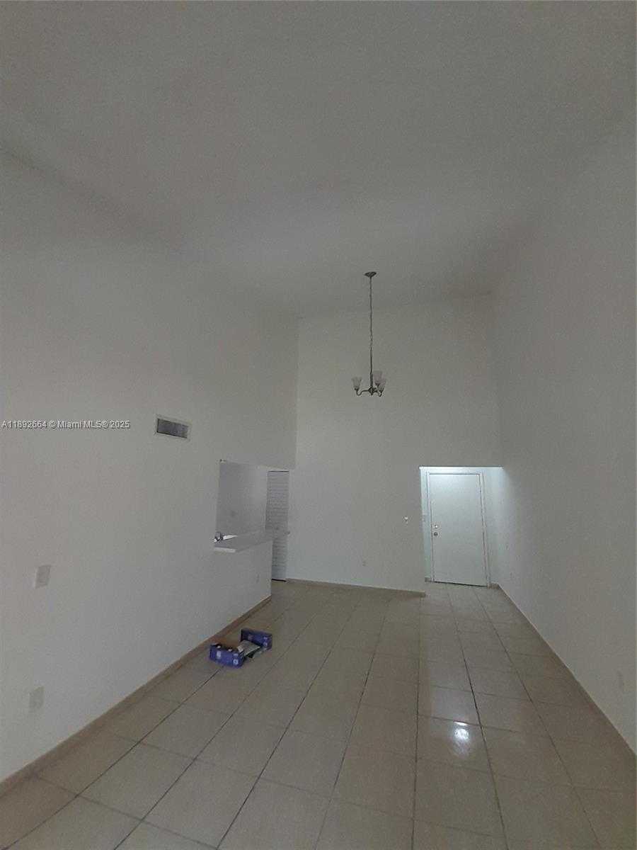 Small Image of 10245 NORTH WEST 9TH ST CIR #204-9, Miami Number 13