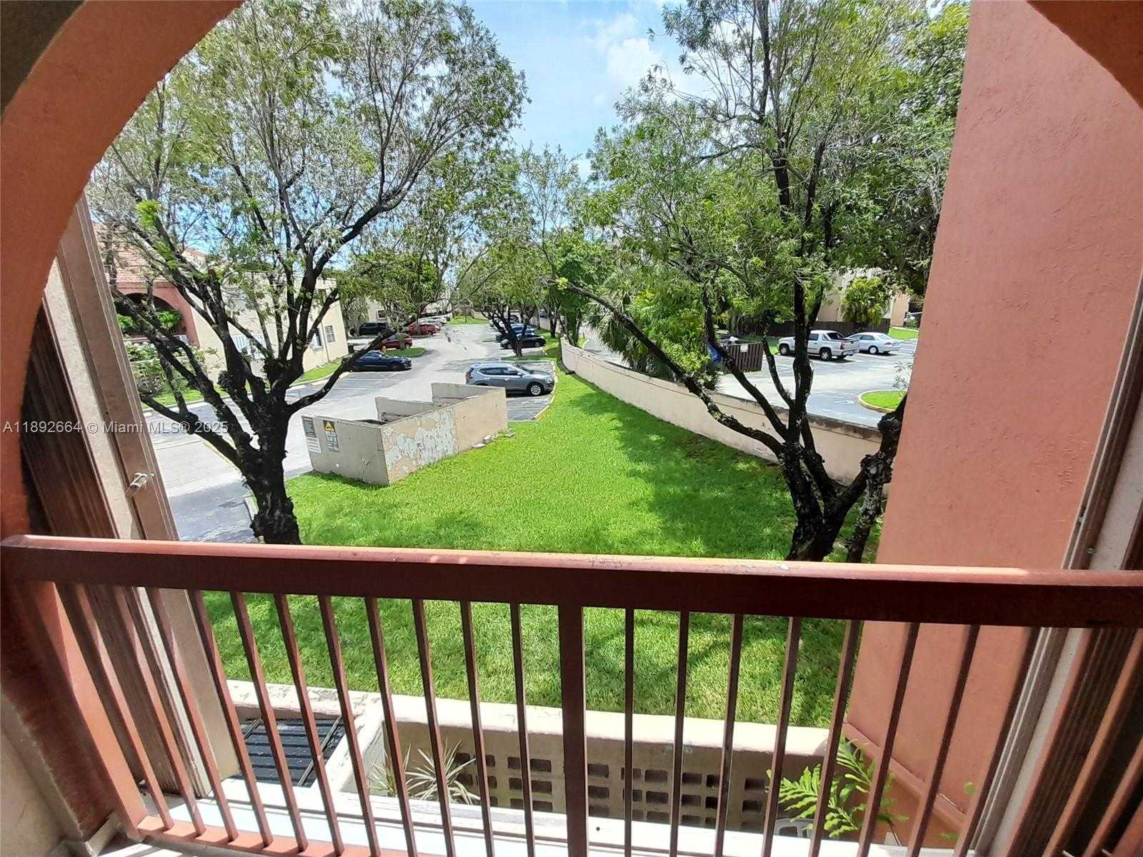 Small Image of 10245 NORTH WEST 9TH ST CIR #204-9, Miami Number 27