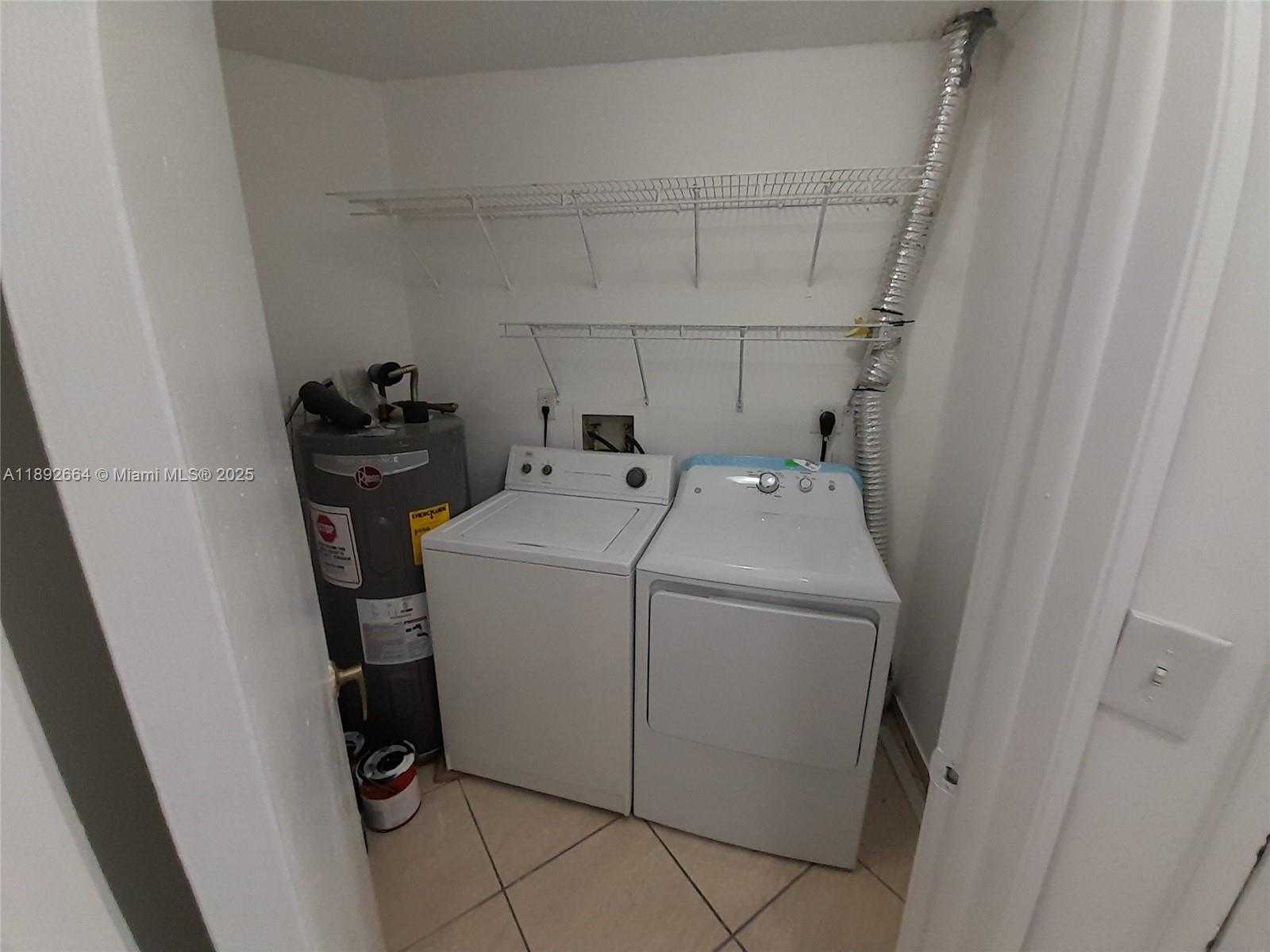 Small Image of 10245 NORTH WEST 9TH ST CIR #204-9, Miami Number 5