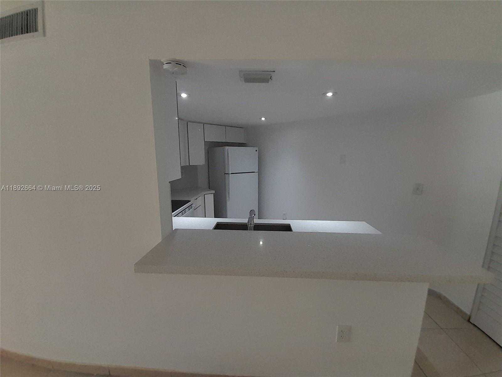 Small Image of 10245 NORTH WEST 9TH ST CIR #204-9, Miami Number 7