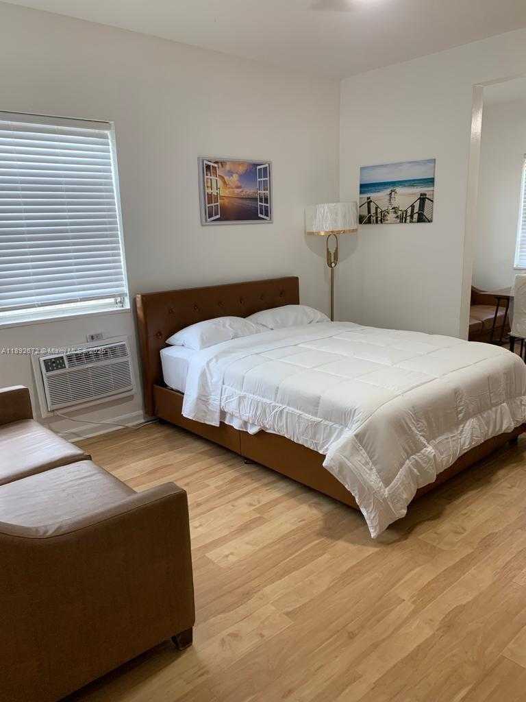 Small Image of 545 MICHIGAN AVE #6, Miami Beach Number 11