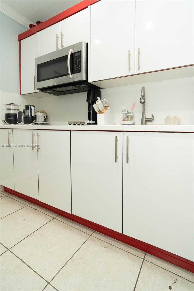 Small Image of 298 EAST 3RD ST #102, Hialeah Number 15