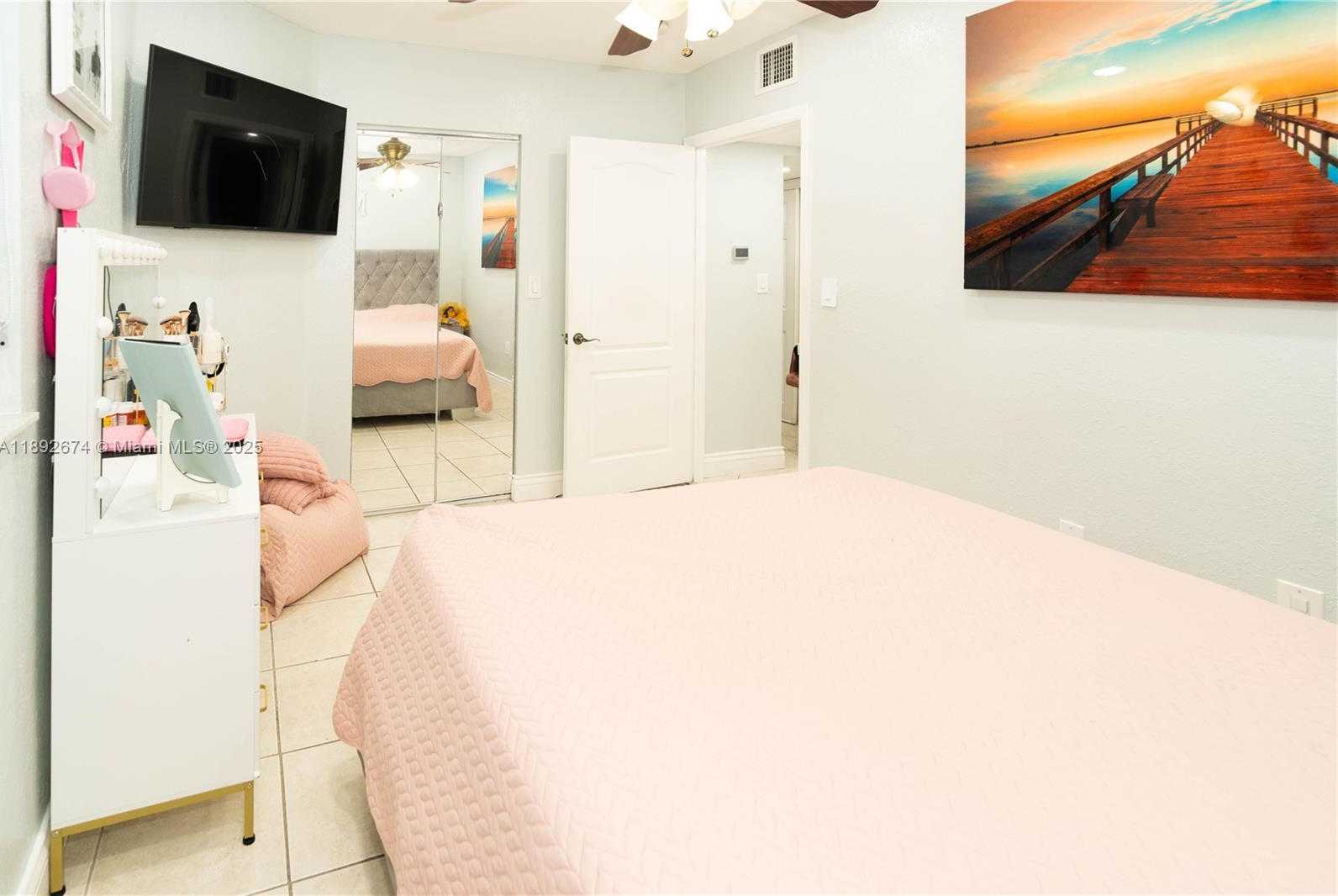 Small Image of 298 EAST 3RD ST #102, Hialeah Number 25
