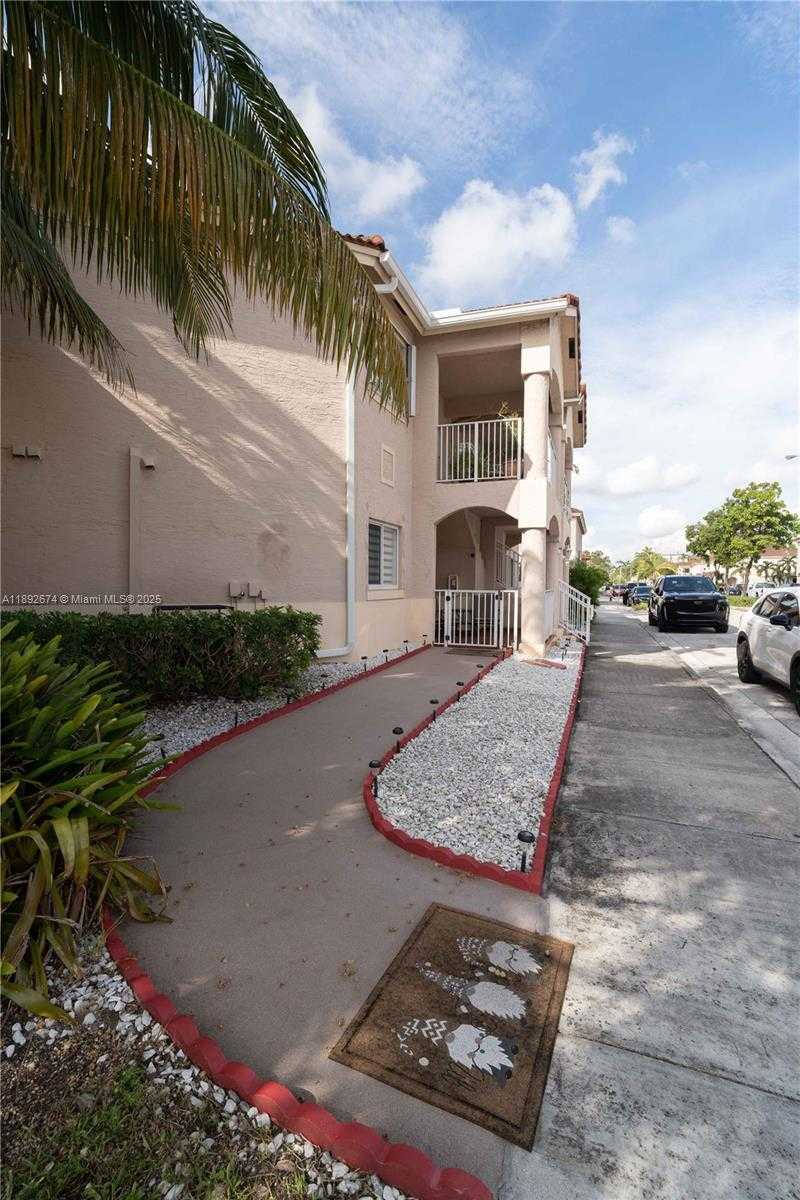 Small Image of 298 EAST 3RD ST #102, Hialeah Number 3