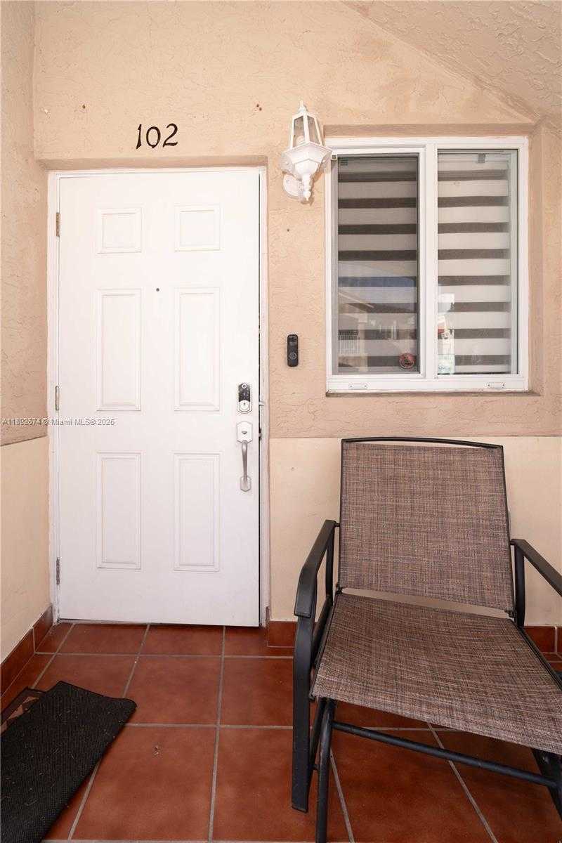 Small Image of 298 EAST 3RD ST #102, Hialeah Number 5