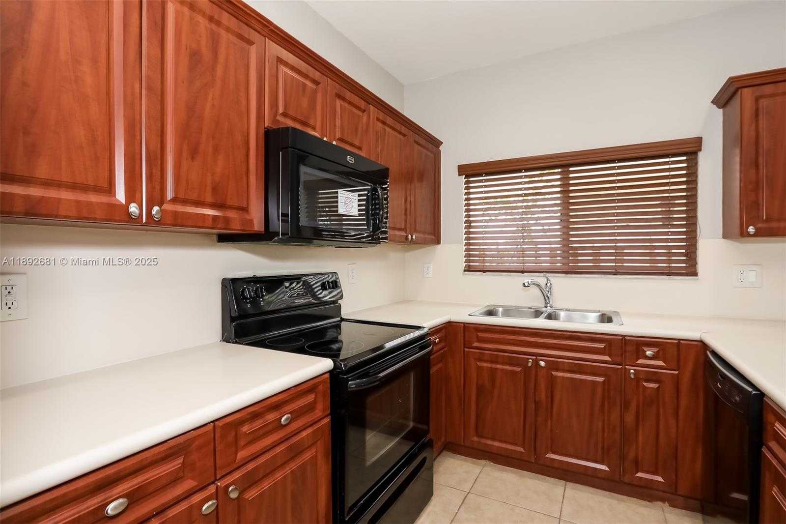 Small Image of 2965 NORTH EAST 4TH ST, Homestead Number 7