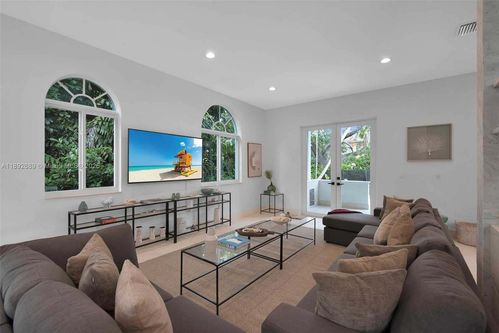Small Image of 5801 SOUTH WEST 35TH ST, Miami Number 11