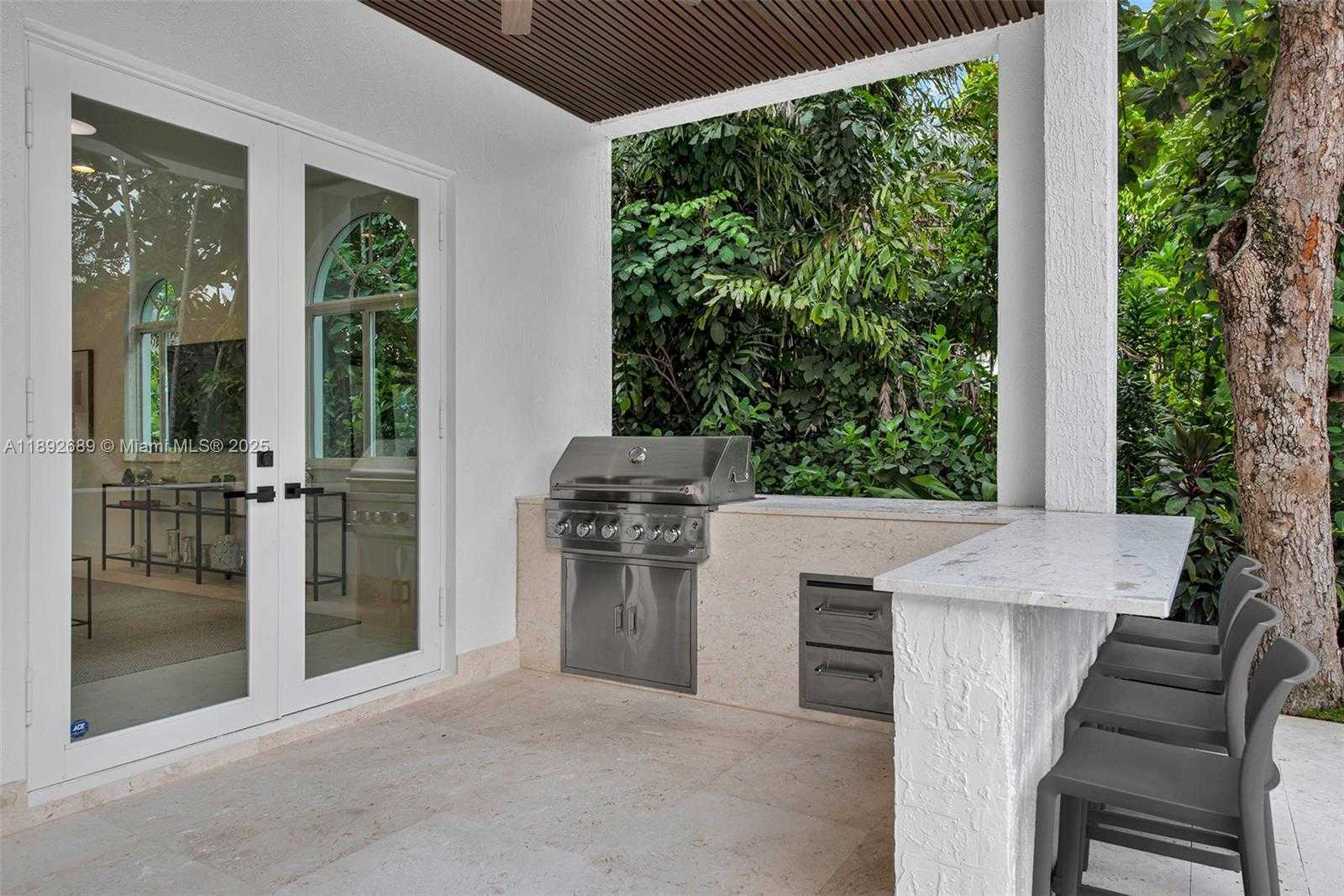 Small Image of 5801 SOUTH WEST 35TH ST, Miami Number 19