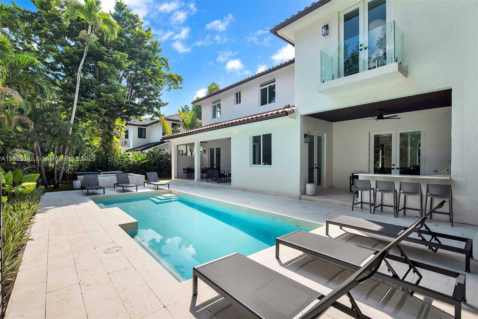 Small Image of 5801 SOUTH WEST 35TH ST, Miami Number 23
