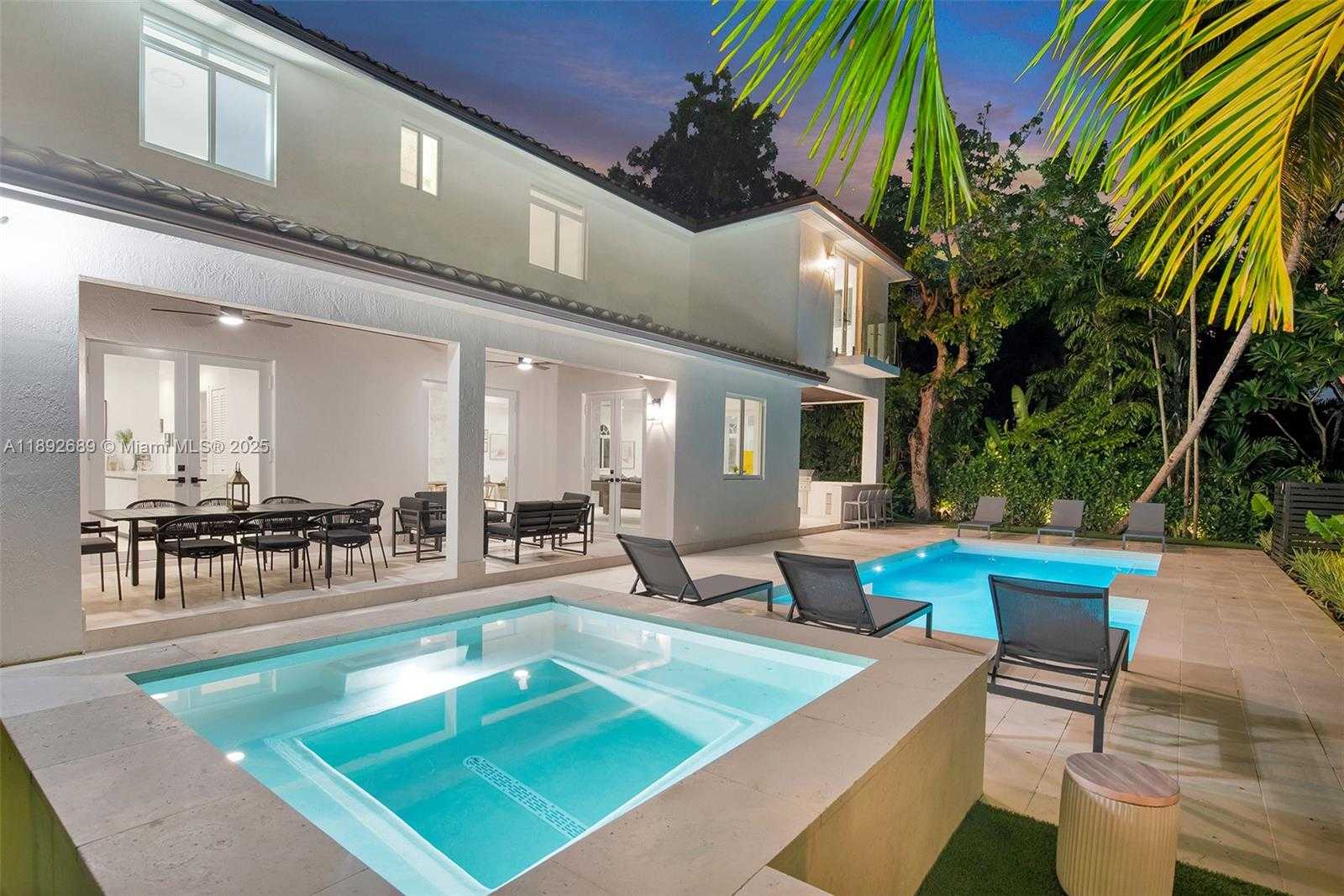 Small Image of 5801 SOUTH WEST 35TH ST, Miami Number 46
