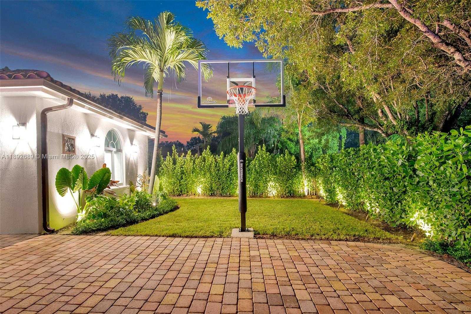 Small Image of 5801 SOUTH WEST 35TH ST, Miami Number 5