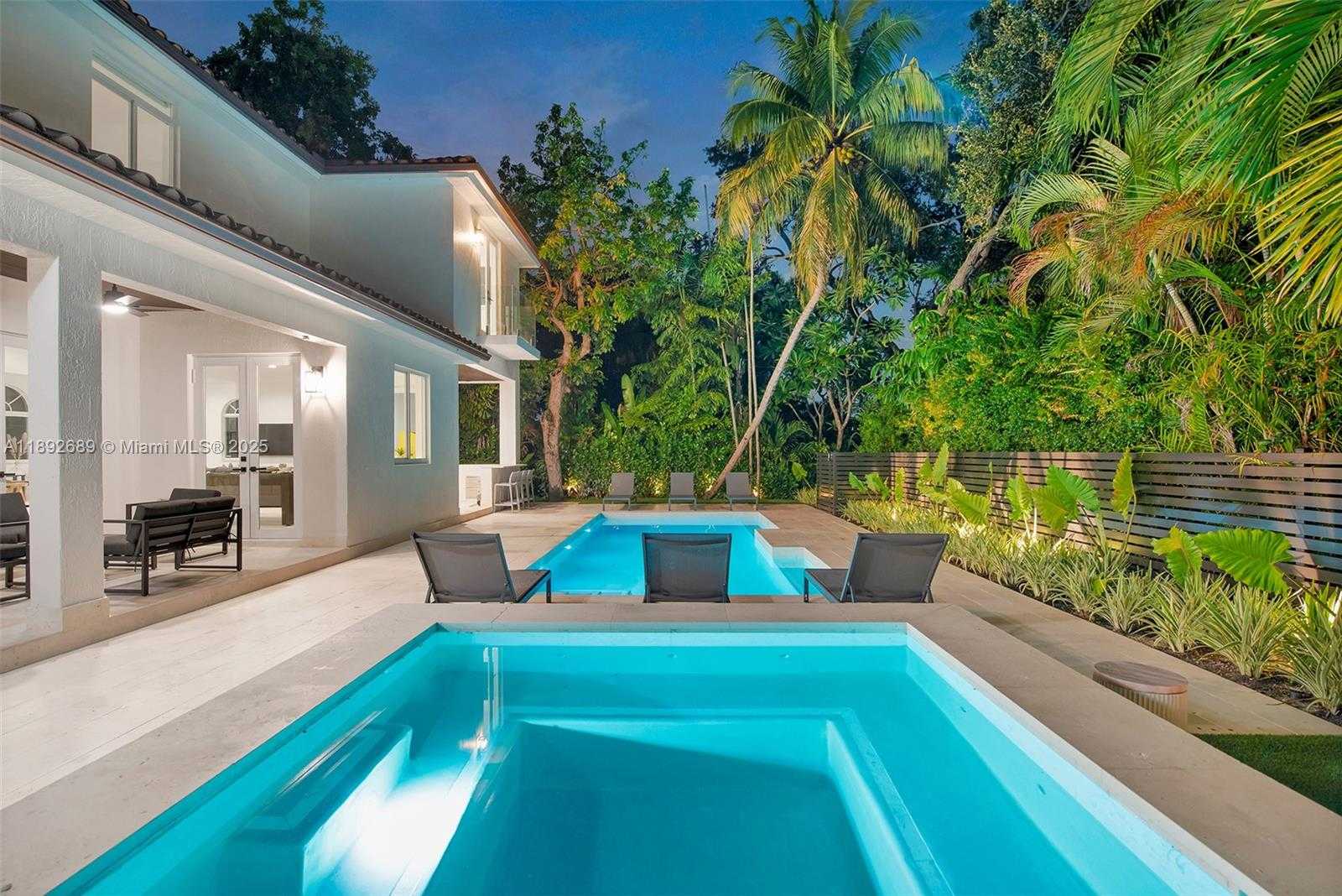 Small Image of 5801 SOUTH WEST 35TH ST, Miami Number 50