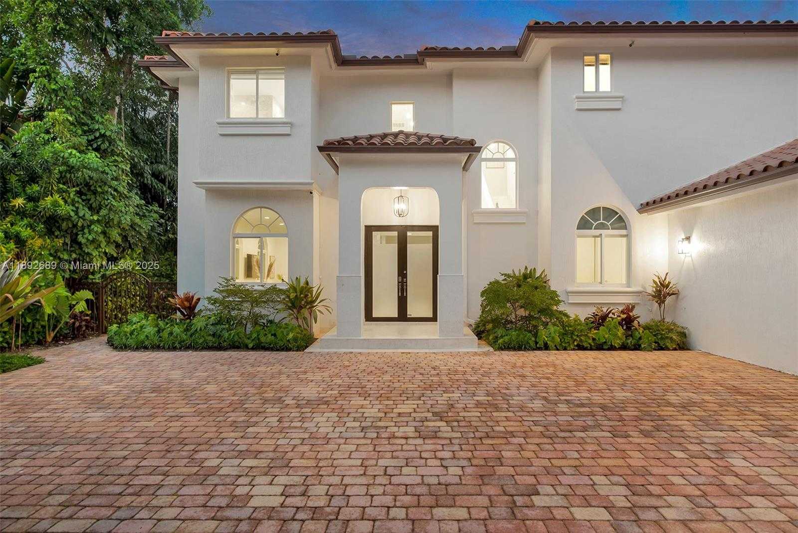 Small Image of 5801 SOUTH WEST 35TH ST, Miami Number 6
