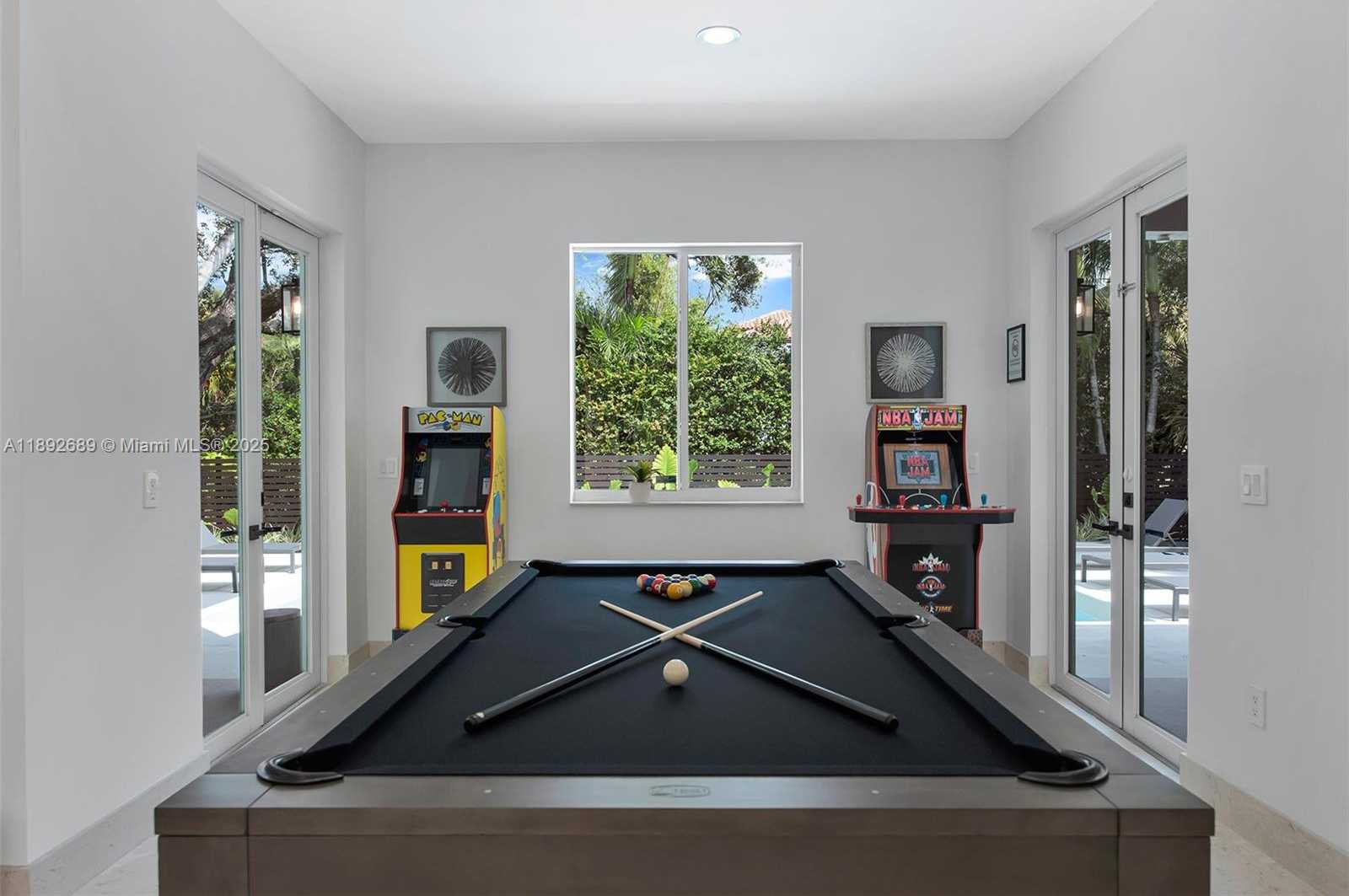 Small Image of 5801 SOUTH WEST 35TH ST, Miami Number 8