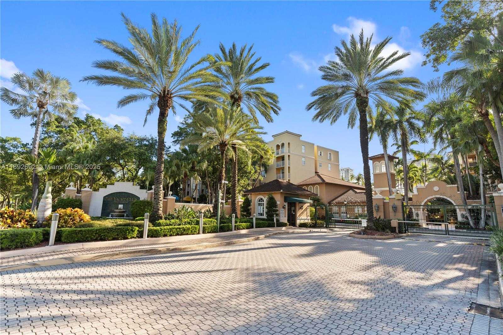 Small Image of 19655 EAST COUNTRY CLUB DR #6501, Aventura Number 2
