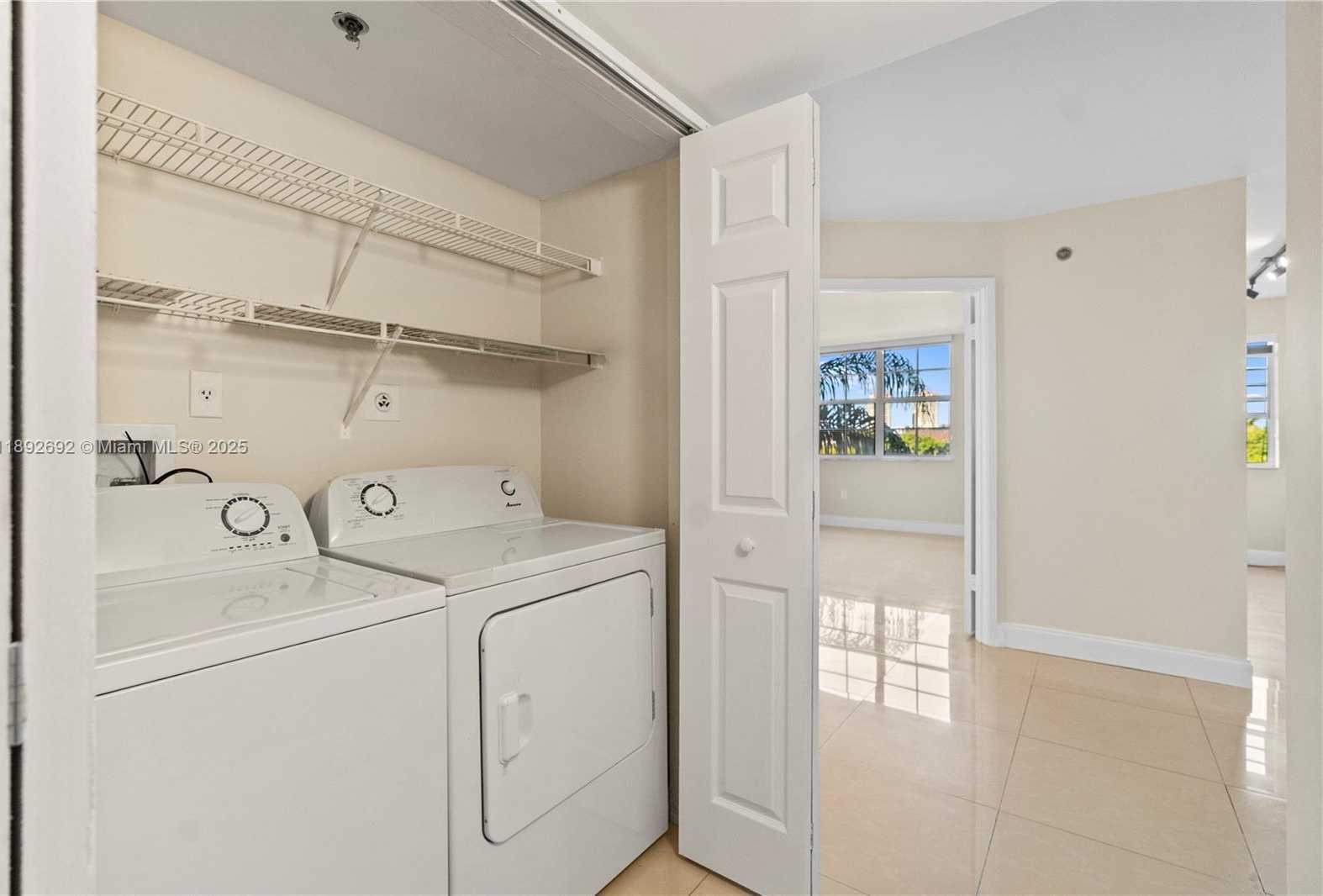 Small Image of 19655 EAST COUNTRY CLUB DR #6501, Aventura Number 23