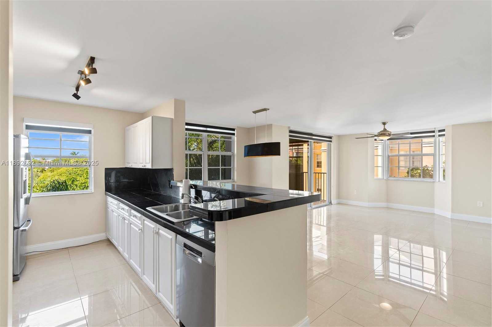 Small Image of 19655 EAST COUNTRY CLUB DR #6501, Aventura Number 9