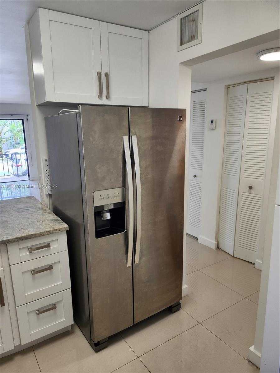Small Image of 950 EUCLID AVE #108, Miami Beach Number 11