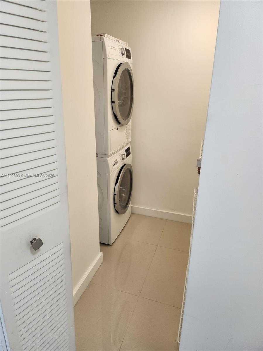 Small Image of 950 EUCLID AVE #108, Miami Beach Number 14