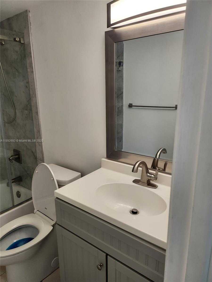 Small Image of 950 EUCLID AVE #108, Miami Beach Number 24