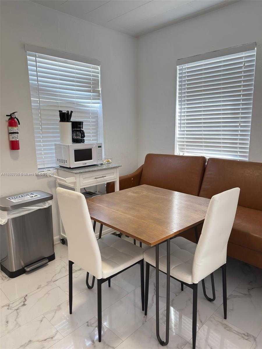 Small Image of 545 MICHIGAN AVE #7, Miami Beach Number 14
