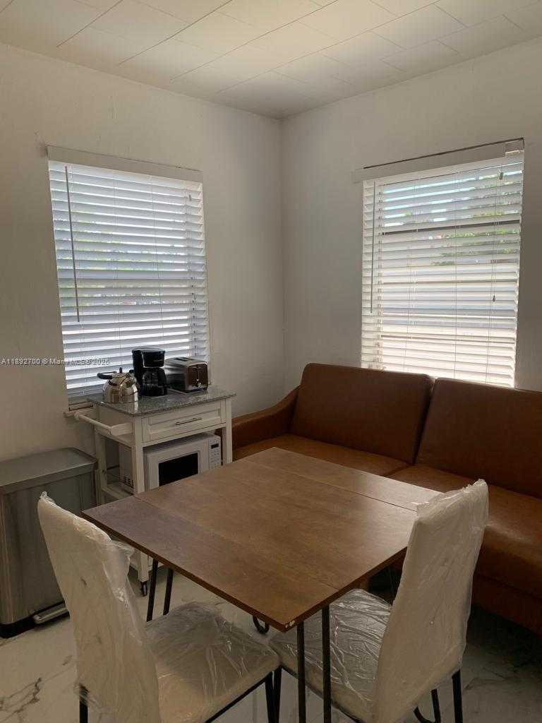 Small Image of 545 MICHIGAN AVE #7, Miami Beach Number 6