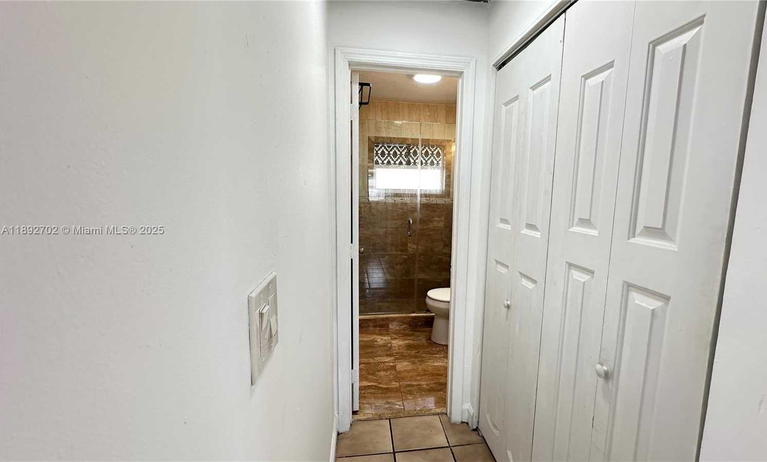 Small Image of 2410 ROOSEVELT ST #REAR, Hollywood Number 8
