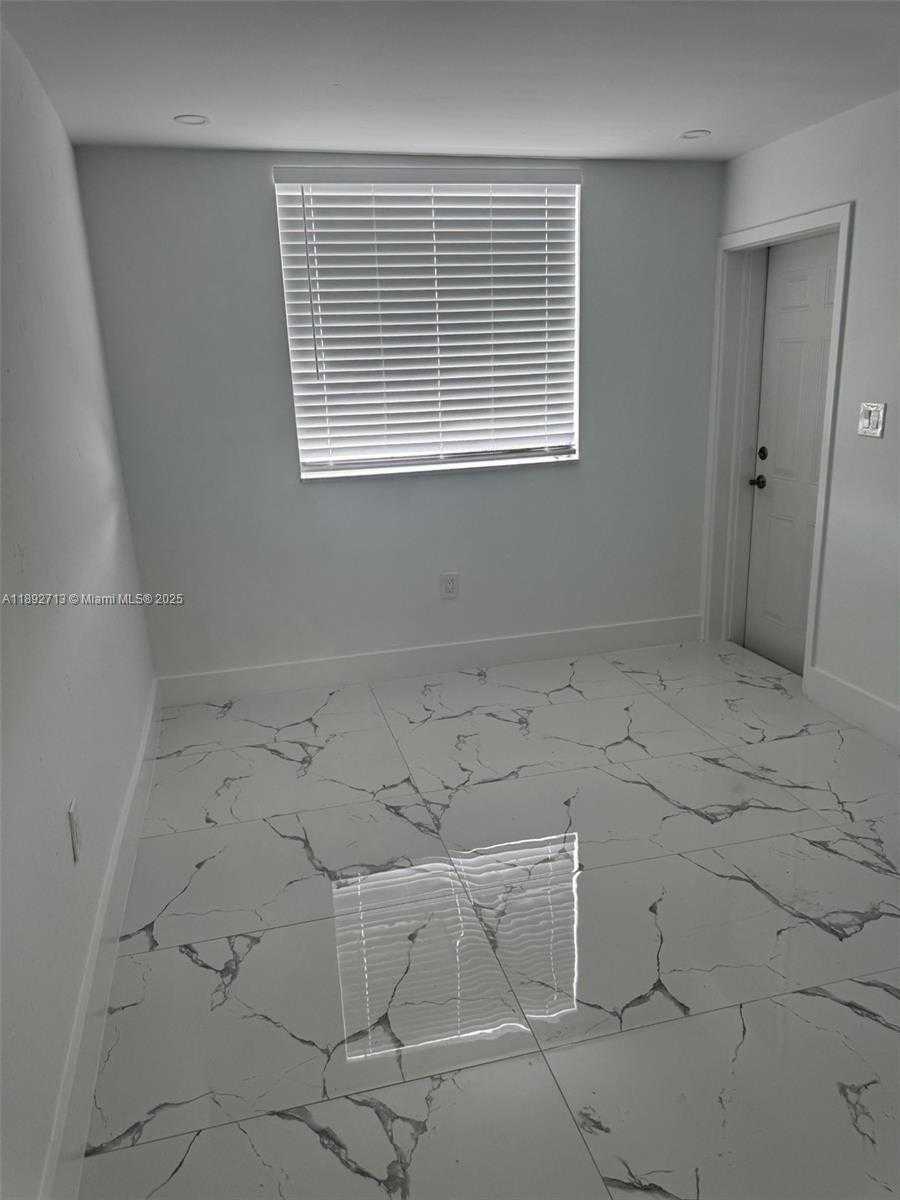 Small Image of 345 SOUTH WEST 49TH AVE, Miami Number 13