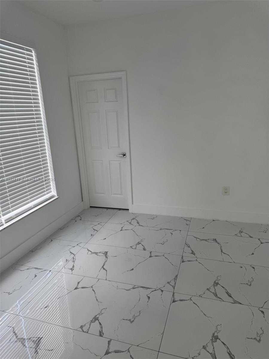 Small Image of 345 SOUTH WEST 49TH AVE, Miami Number 20