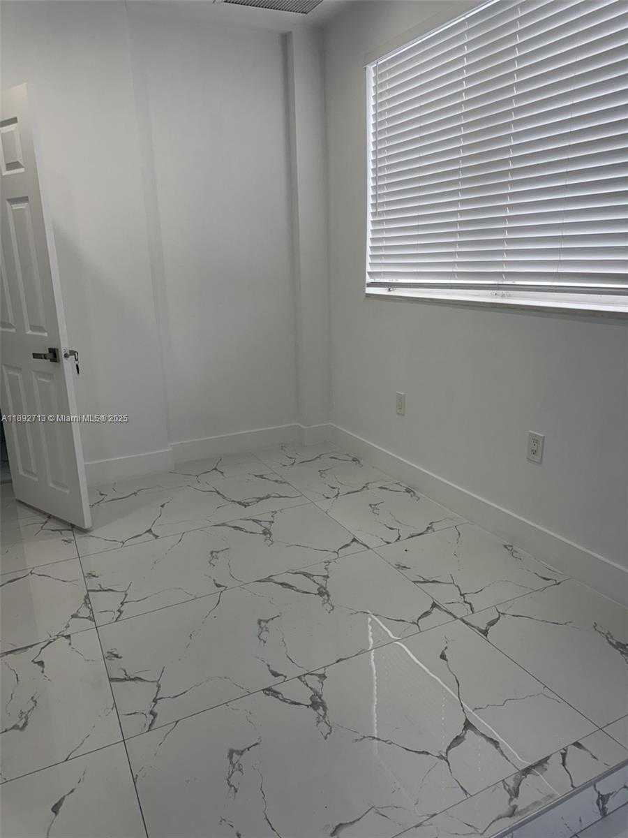 Small Image of 345 SOUTH WEST 49TH AVE, Miami Number 21