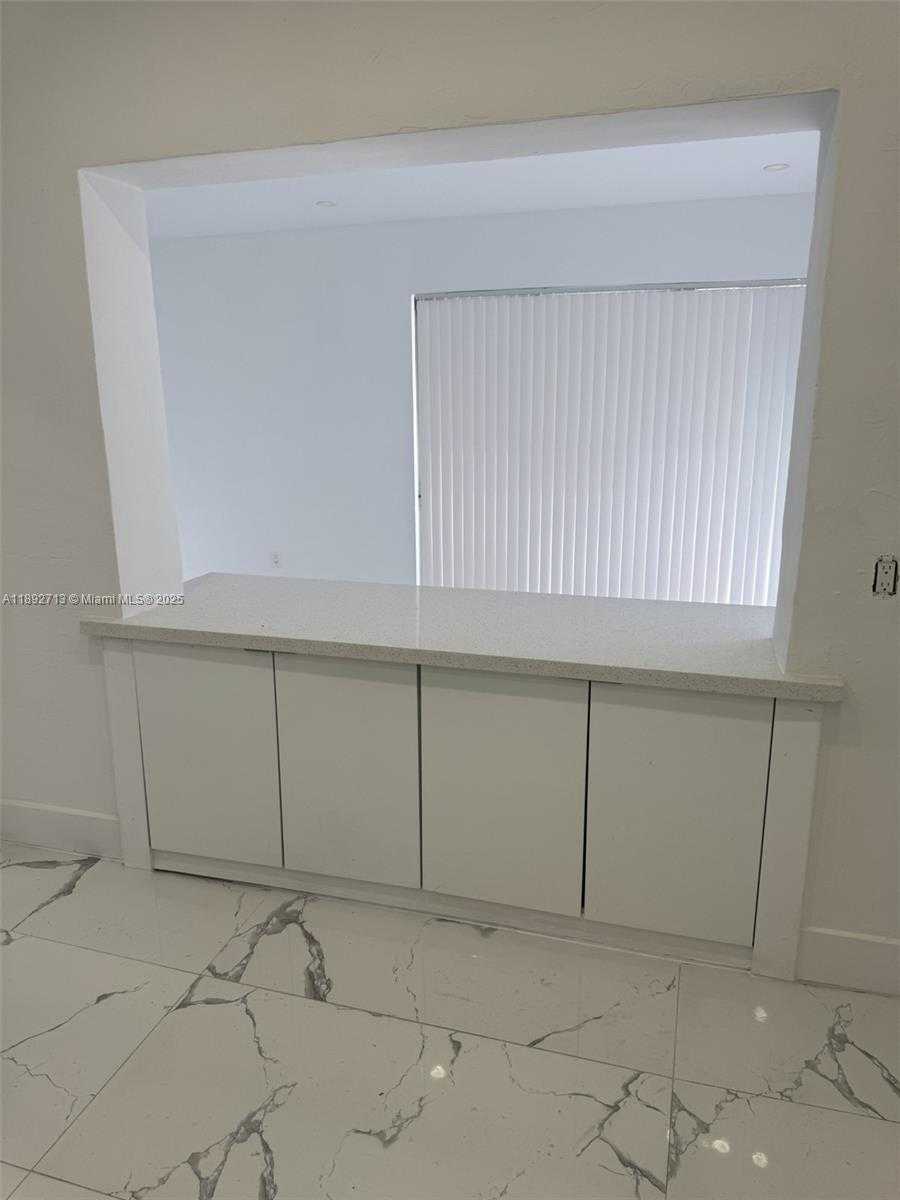 Small Image of 345 SOUTH WEST 49TH AVE, Miami Number 5