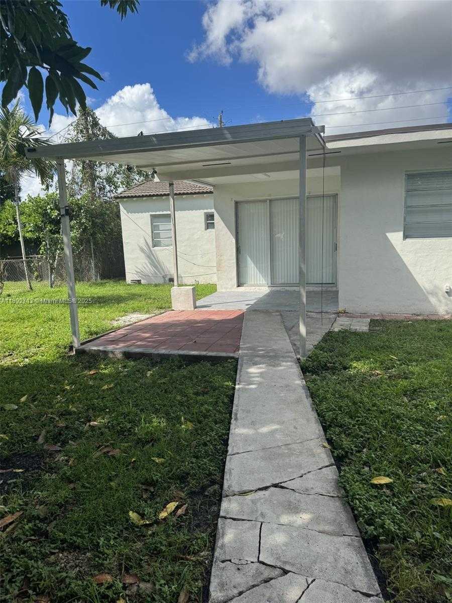 Small Image of 345 SOUTH WEST 49TH AVE, Miami Number 6