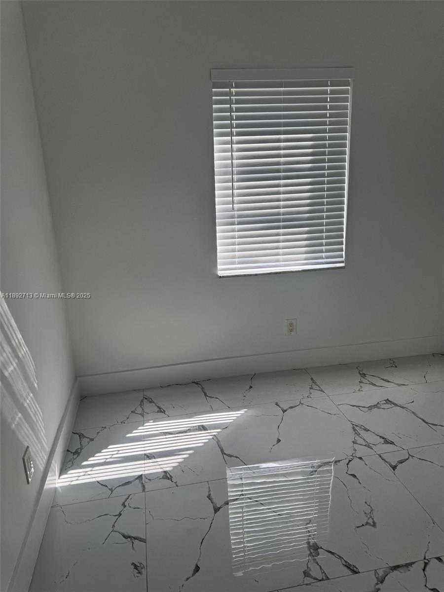 Small Image of 345 SOUTH WEST 49TH AVE, Miami Number 9