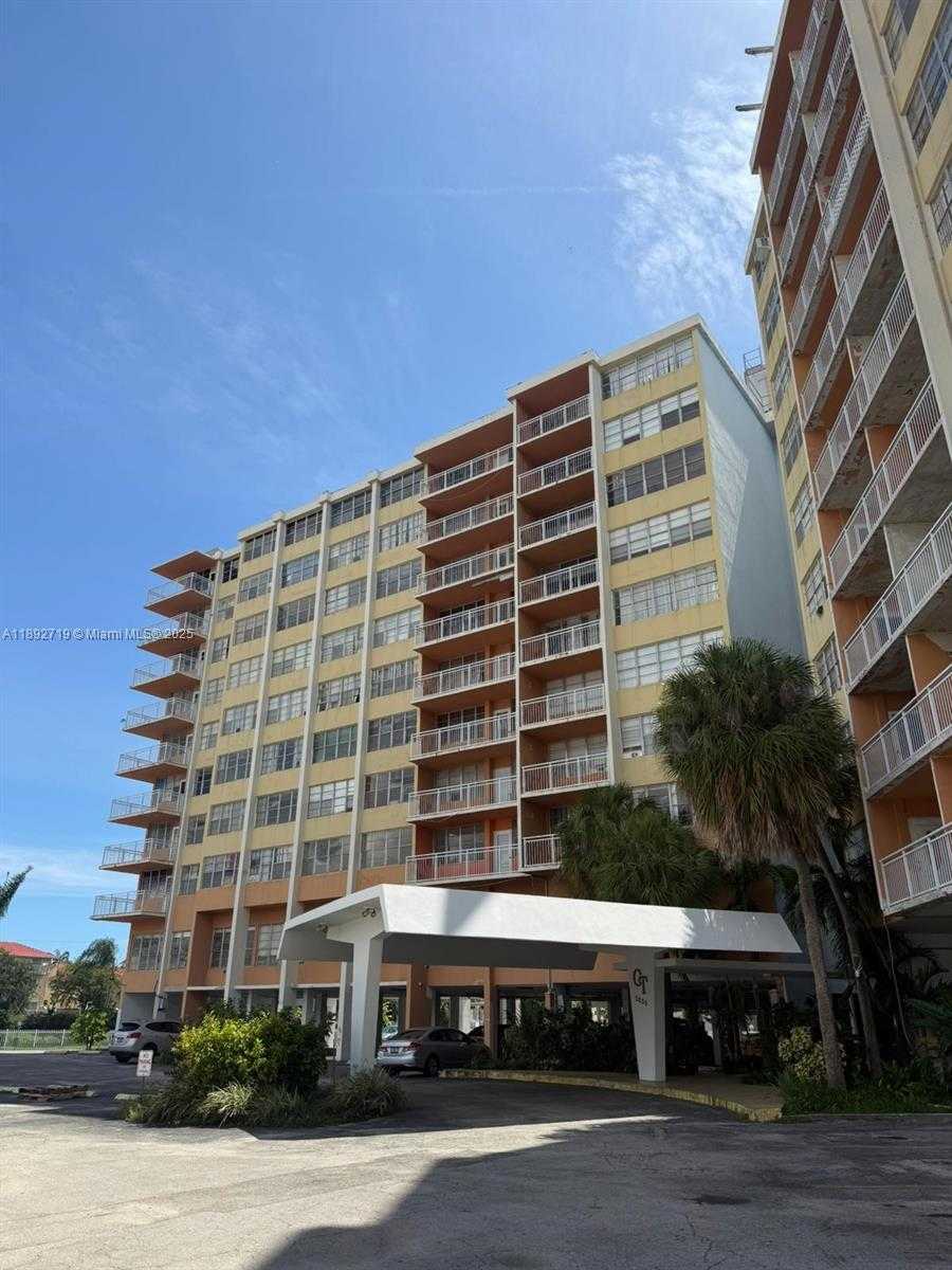 Small Image of 2025 NORTH EAST 164TH ST #605, North Miami Beach Number 2