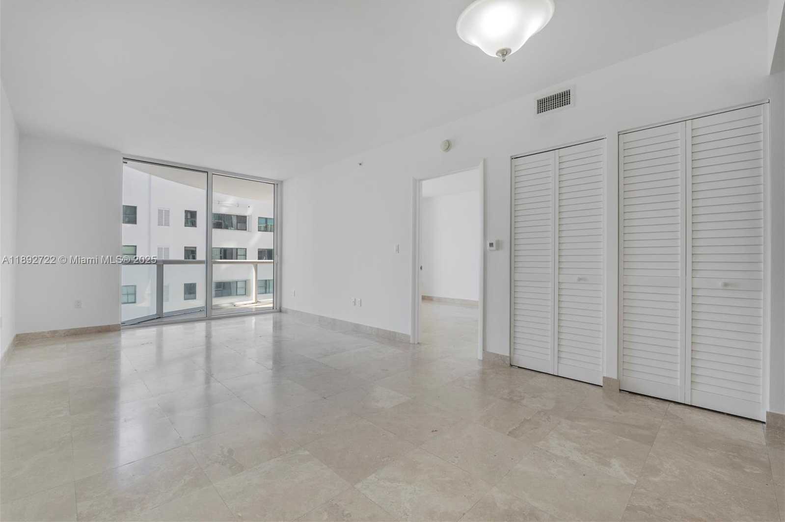 Small Image of 6365 COLLINS AVE #804, Miami Beach Number 11