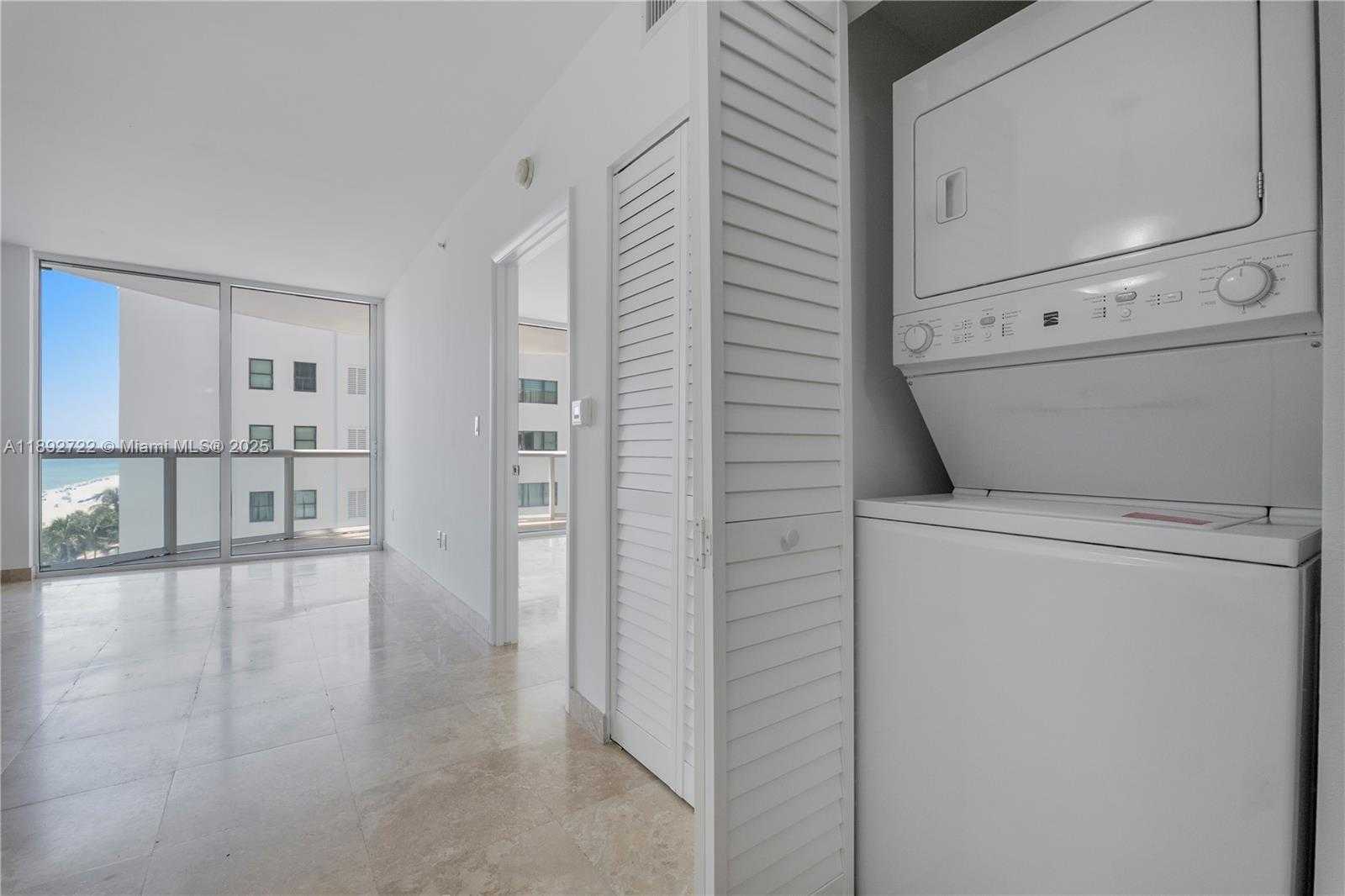 Small Image of 6365 COLLINS AVE #804, Miami Beach Number 15