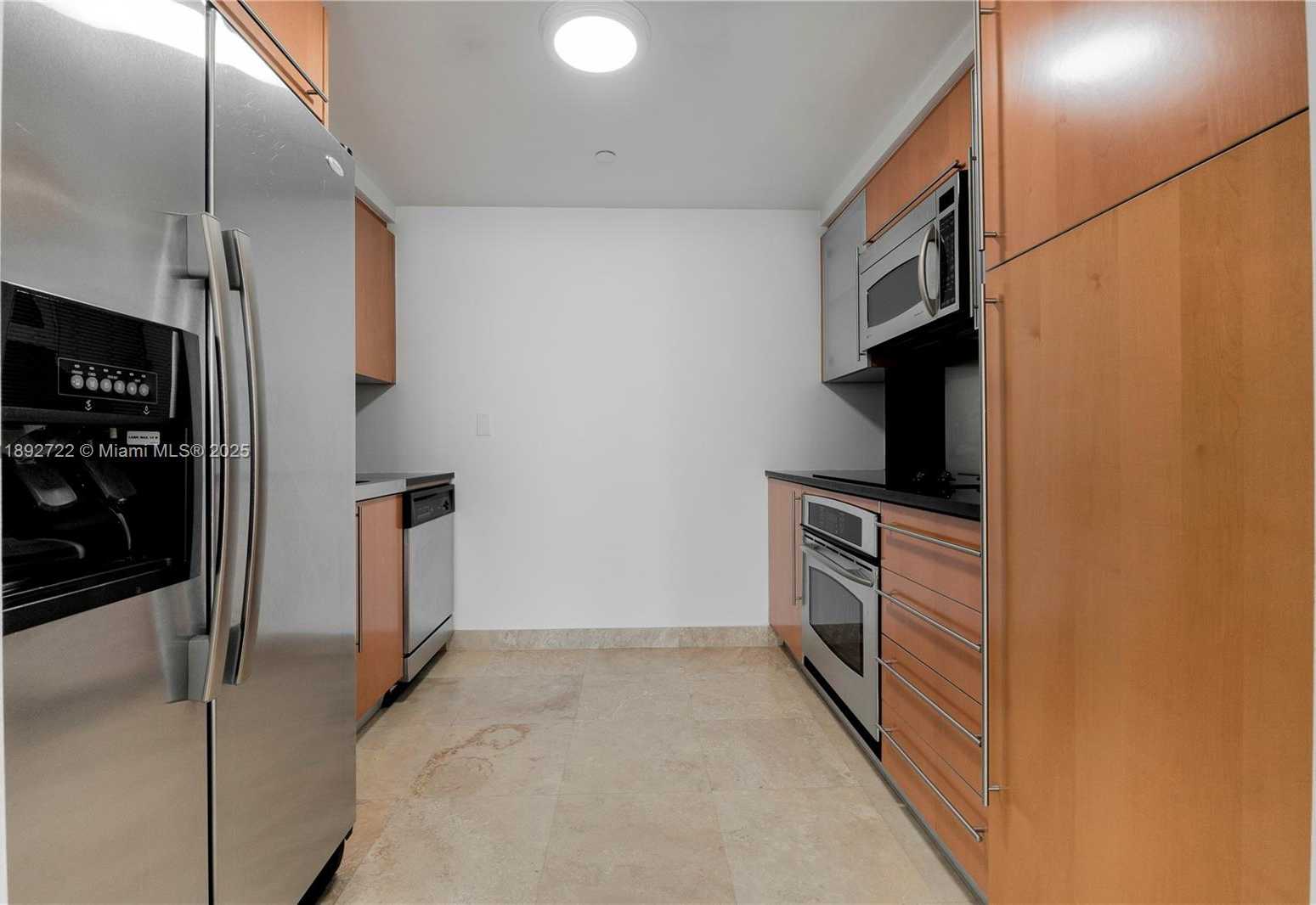 Small Image of 6365 COLLINS AVE #804, Miami Beach Number 2