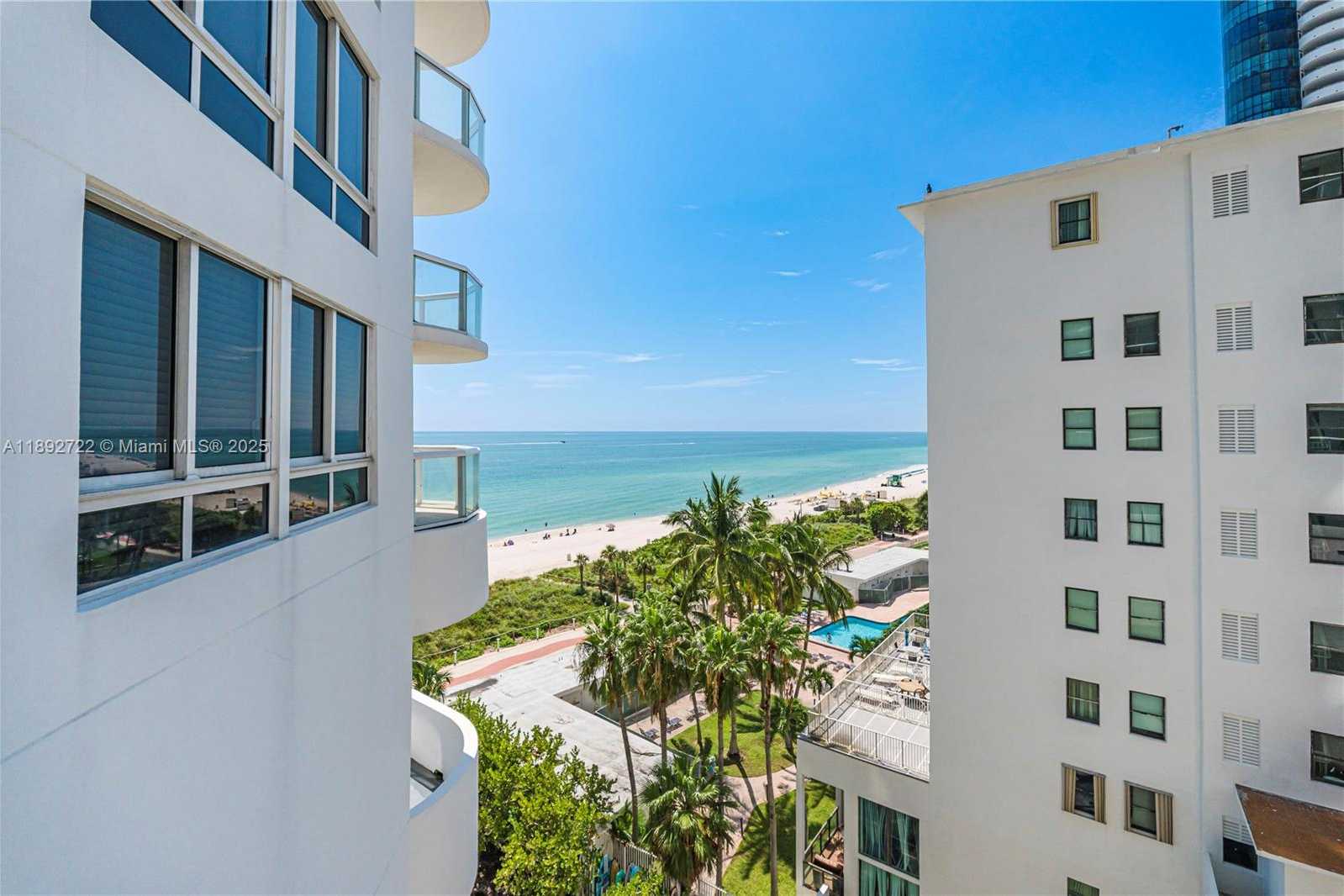 Small Image of 6365 COLLINS AVE #804, Miami Beach Number 36