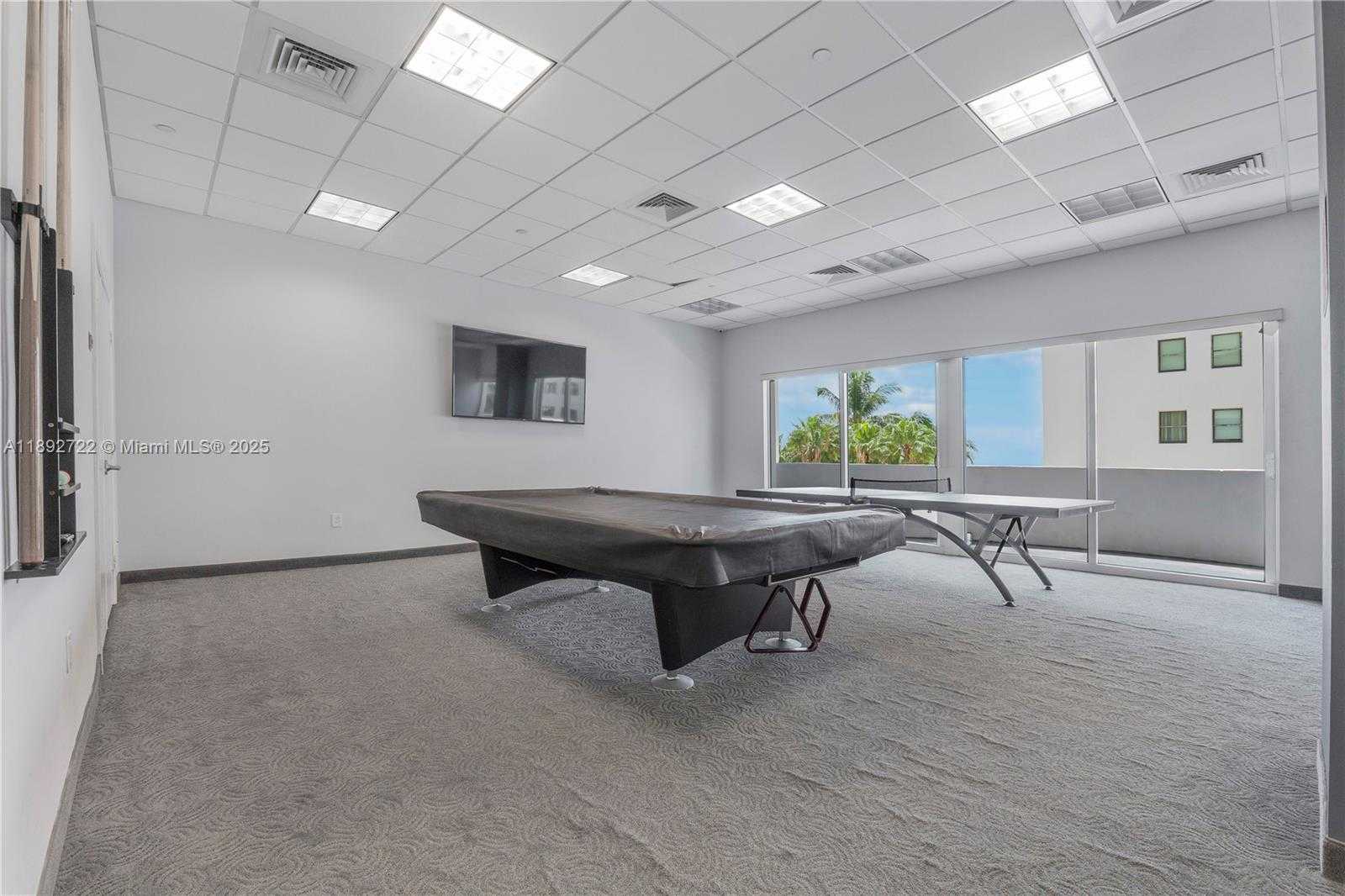 Small Image of 6365 COLLINS AVE #804, Miami Beach Number 41